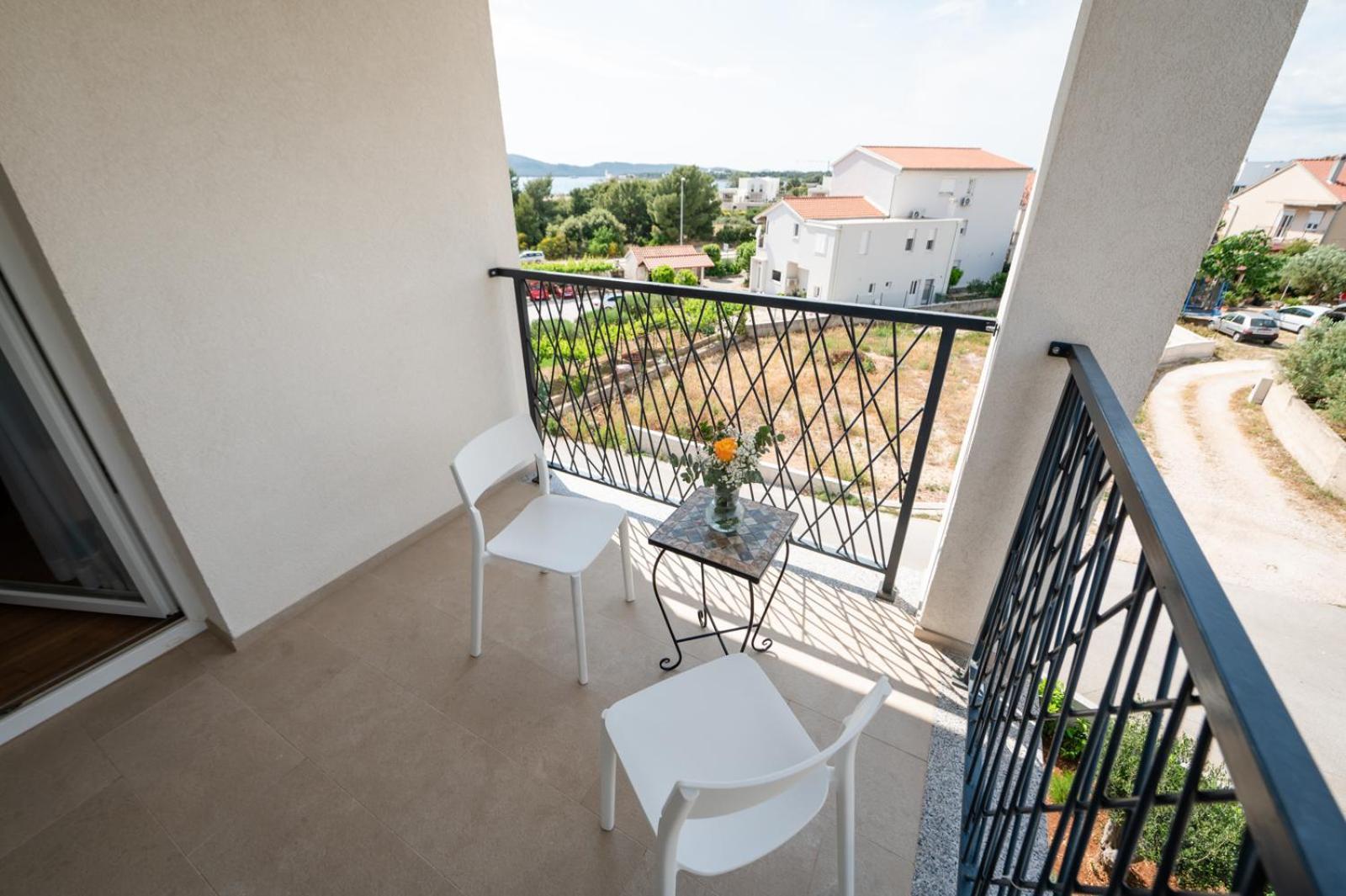Apartments Piskulic Brodarica  Buitenkant foto